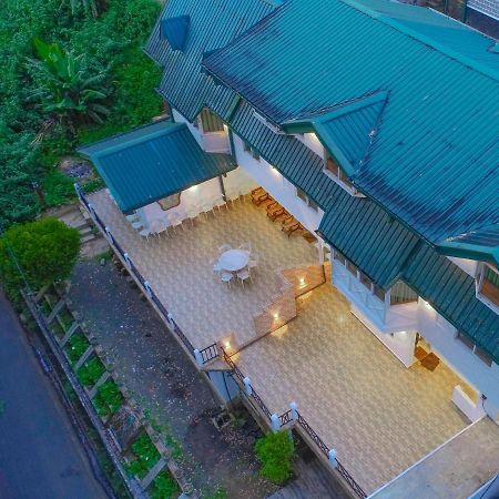 Blue Moon Residency Hotel Nuwara Eliya Exterior photo