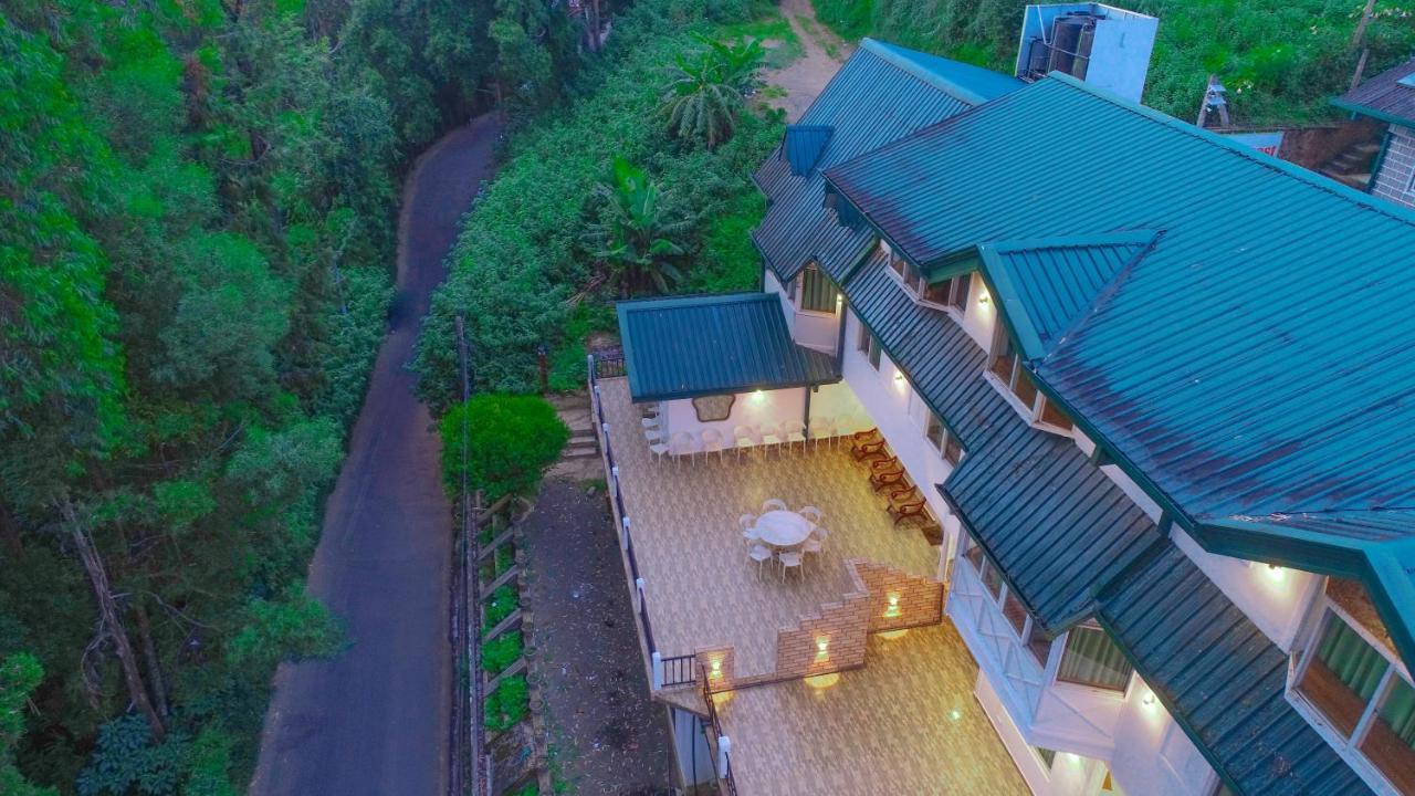 Blue Moon Residency Hotel Nuwara Eliya Exterior photo