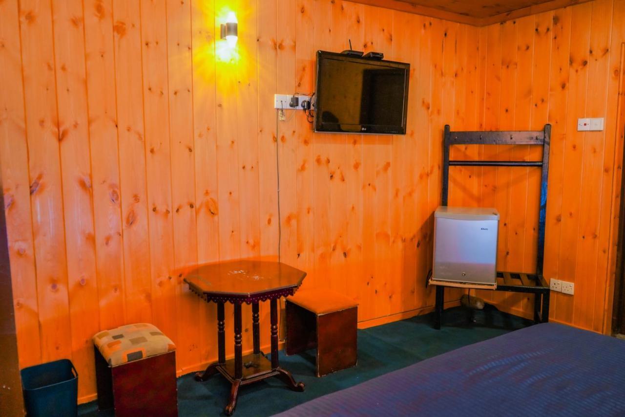 Blue Moon Residency Hotel Nuwara Eliya Exterior photo