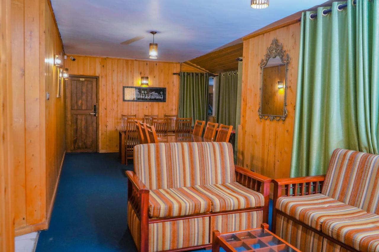 Blue Moon Residency Hotel Nuwara Eliya Exterior photo